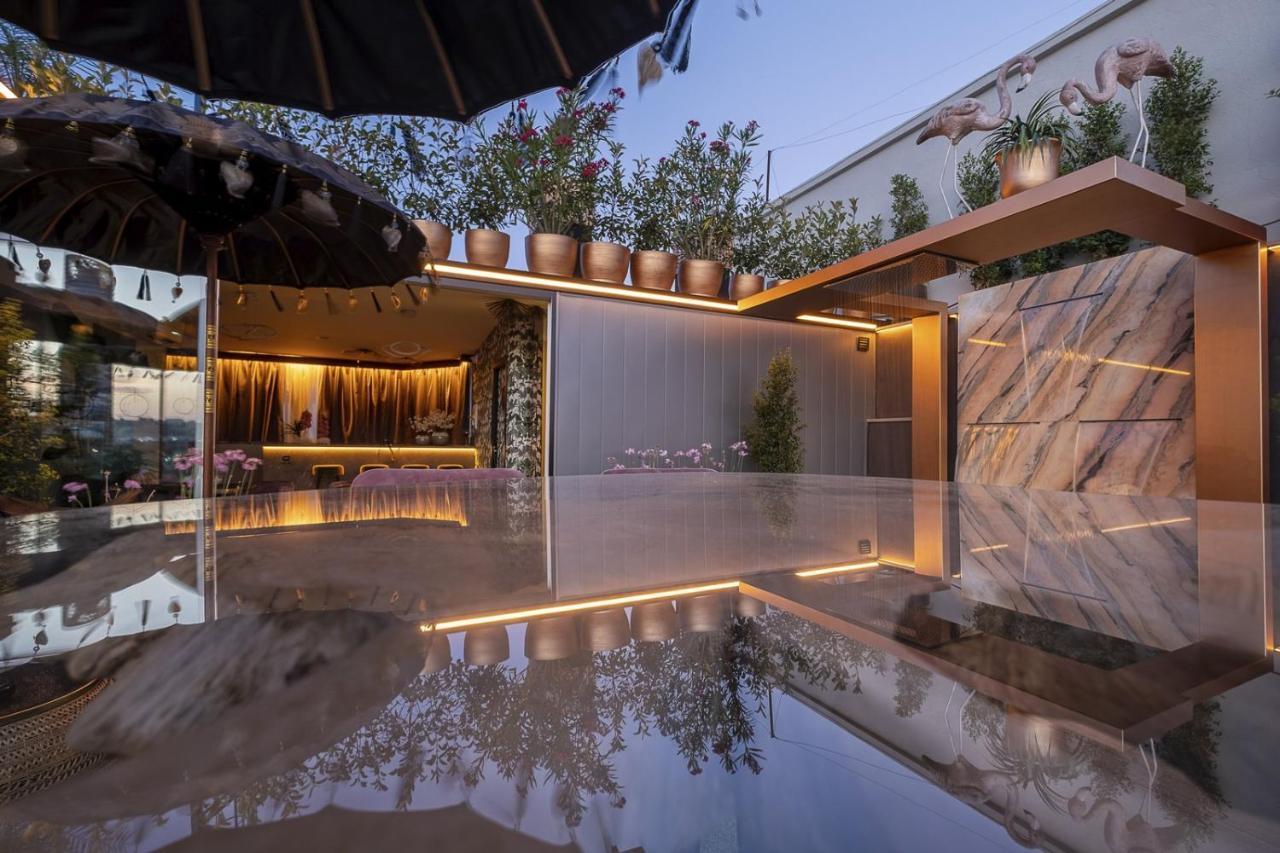 On Suites Sevilla Apartments Designed For Adults Екстер'єр фото